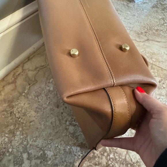 Coach Soft Empire 40 Honey Brown color - Picture 7 of 12